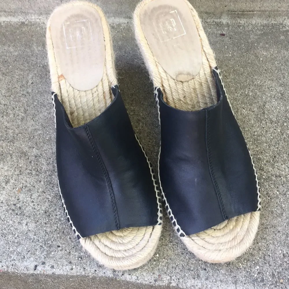Gap Black Leather Espadrille Wedges Size 9.5 Slip On EUC
